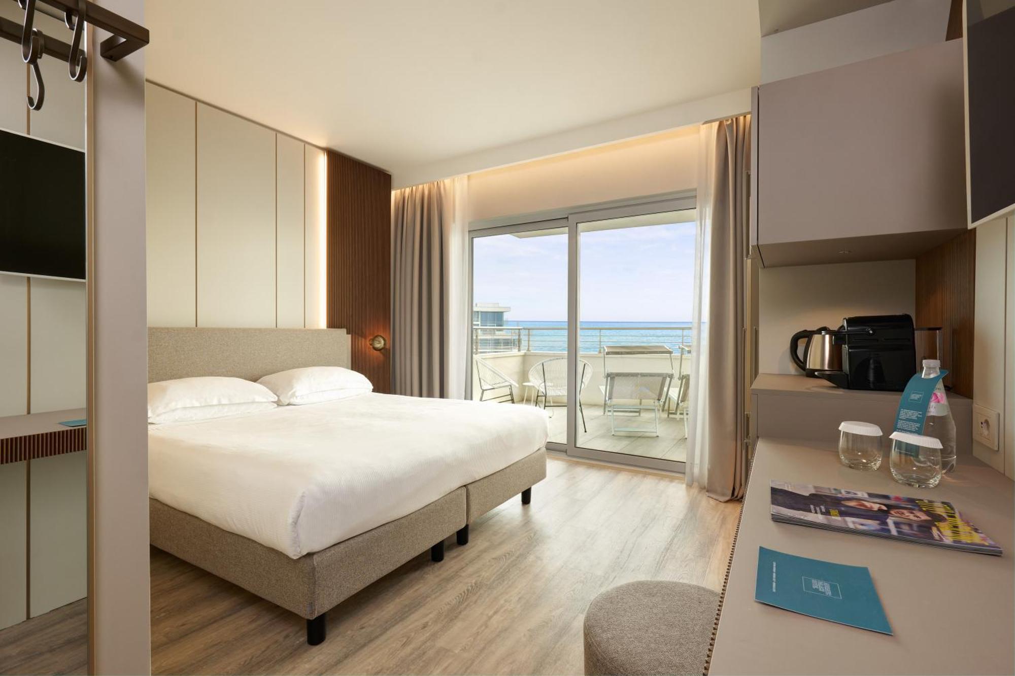 Hotel Adriatic Palace 4*