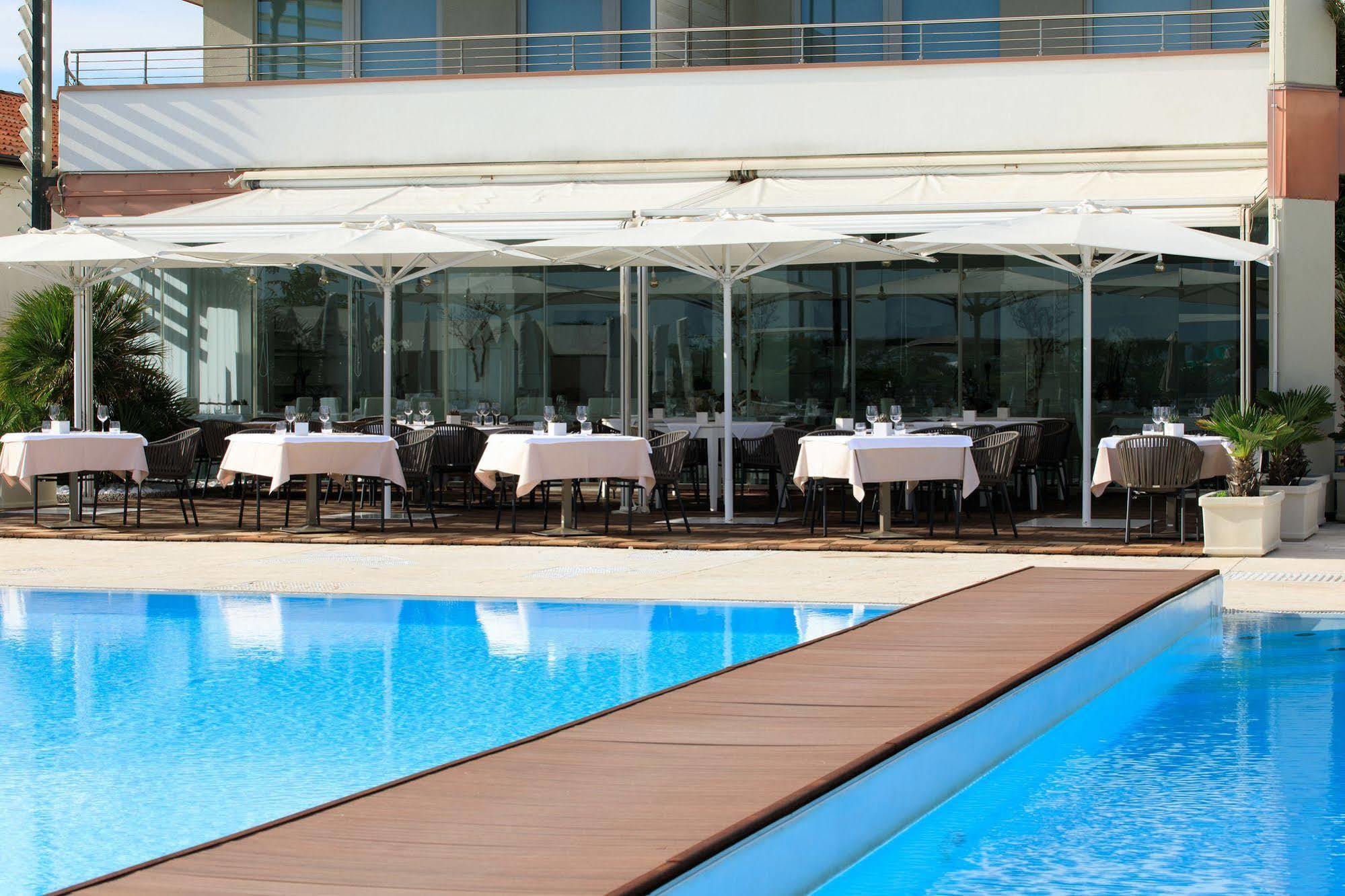 Adriatic Palace 4*