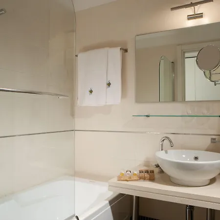 Adriatic Palace Hotel 4*