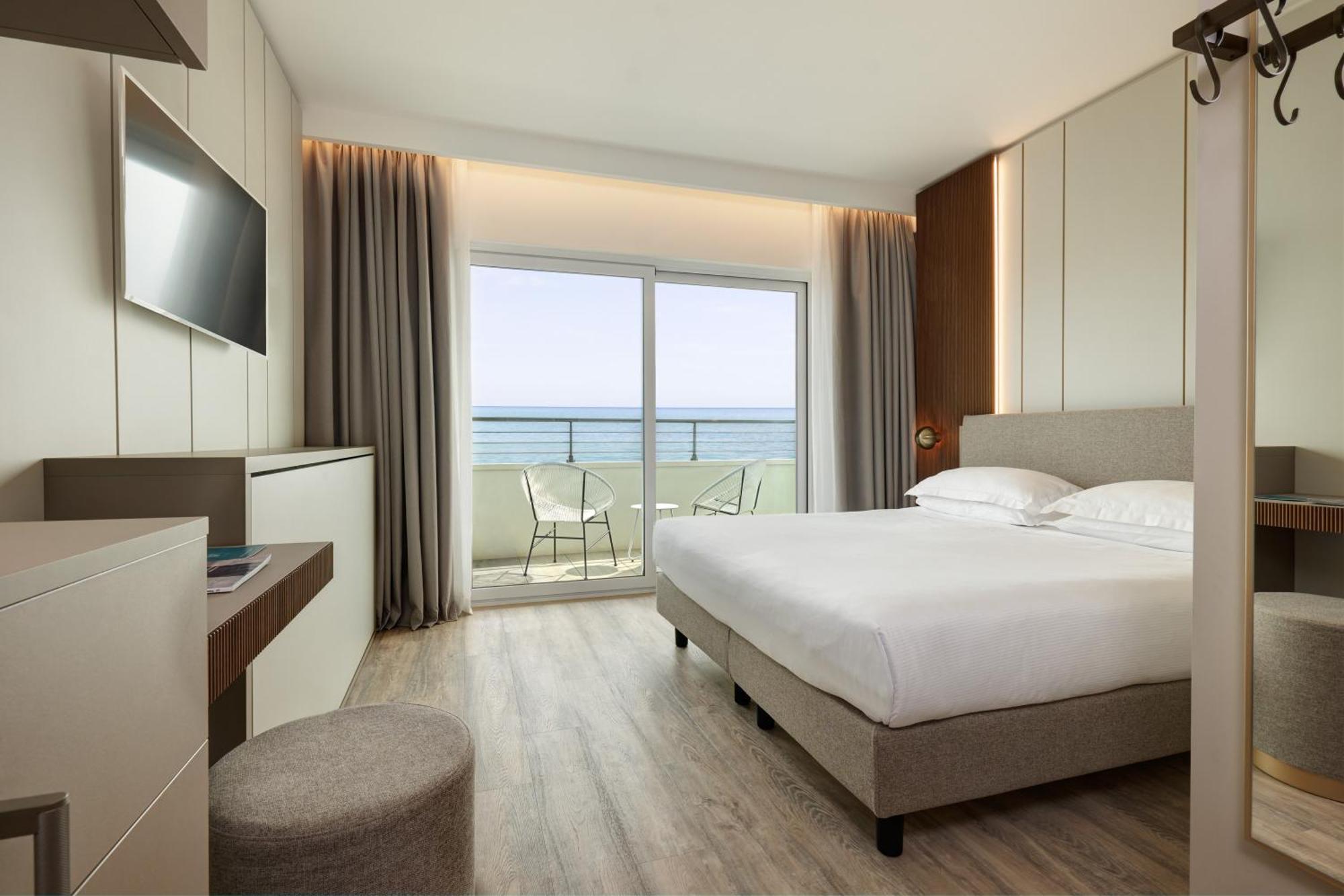 Hotel Adriatic Palace 4*