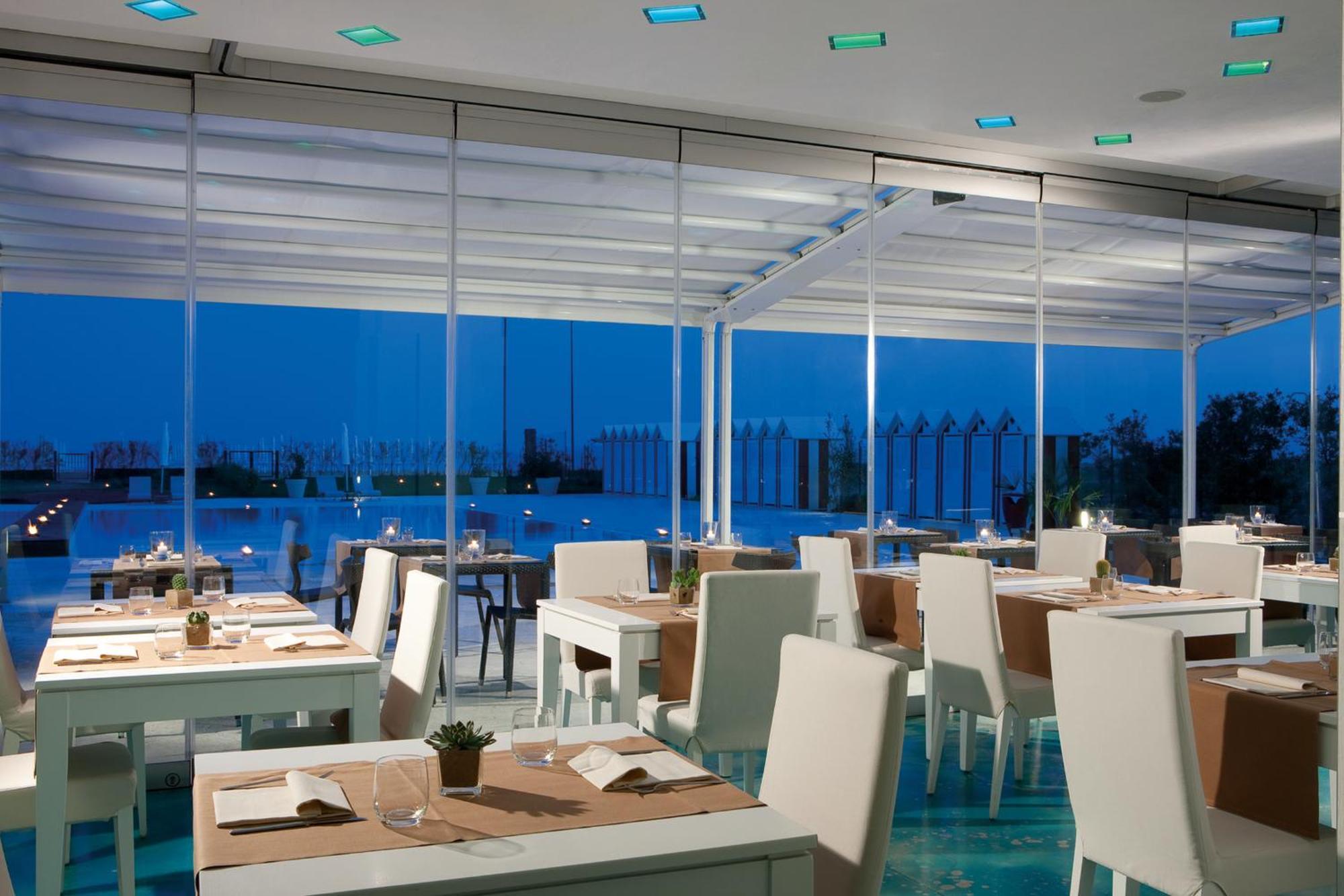 Adriatic Palace Hotel 4*