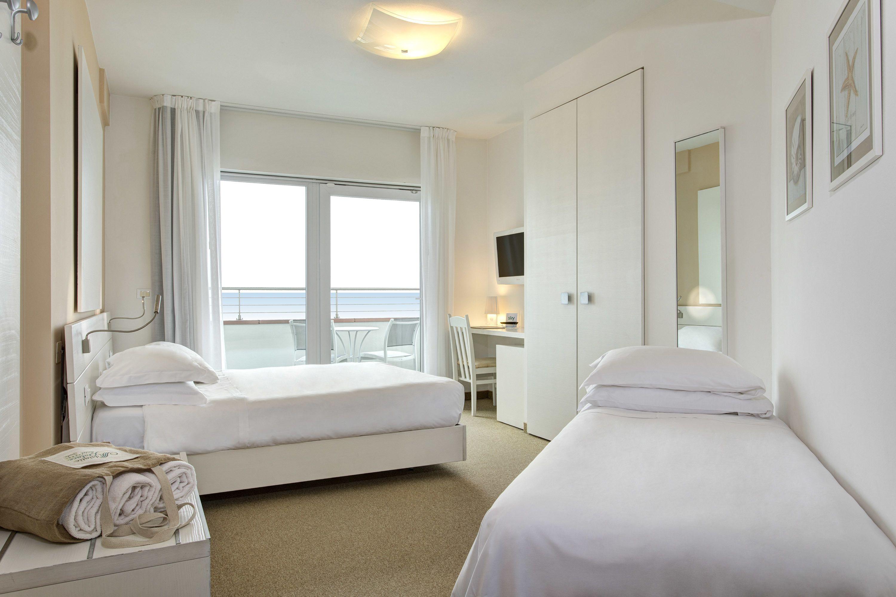 Adriatic Palace Hotel 4*