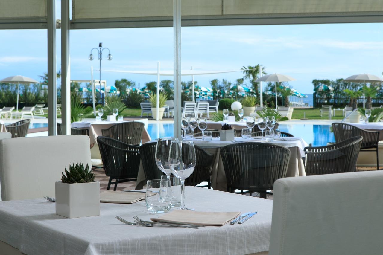 Adriatic Palace Hotel 4*