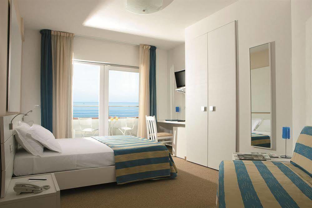 Adriatic Palace Hotel 4*